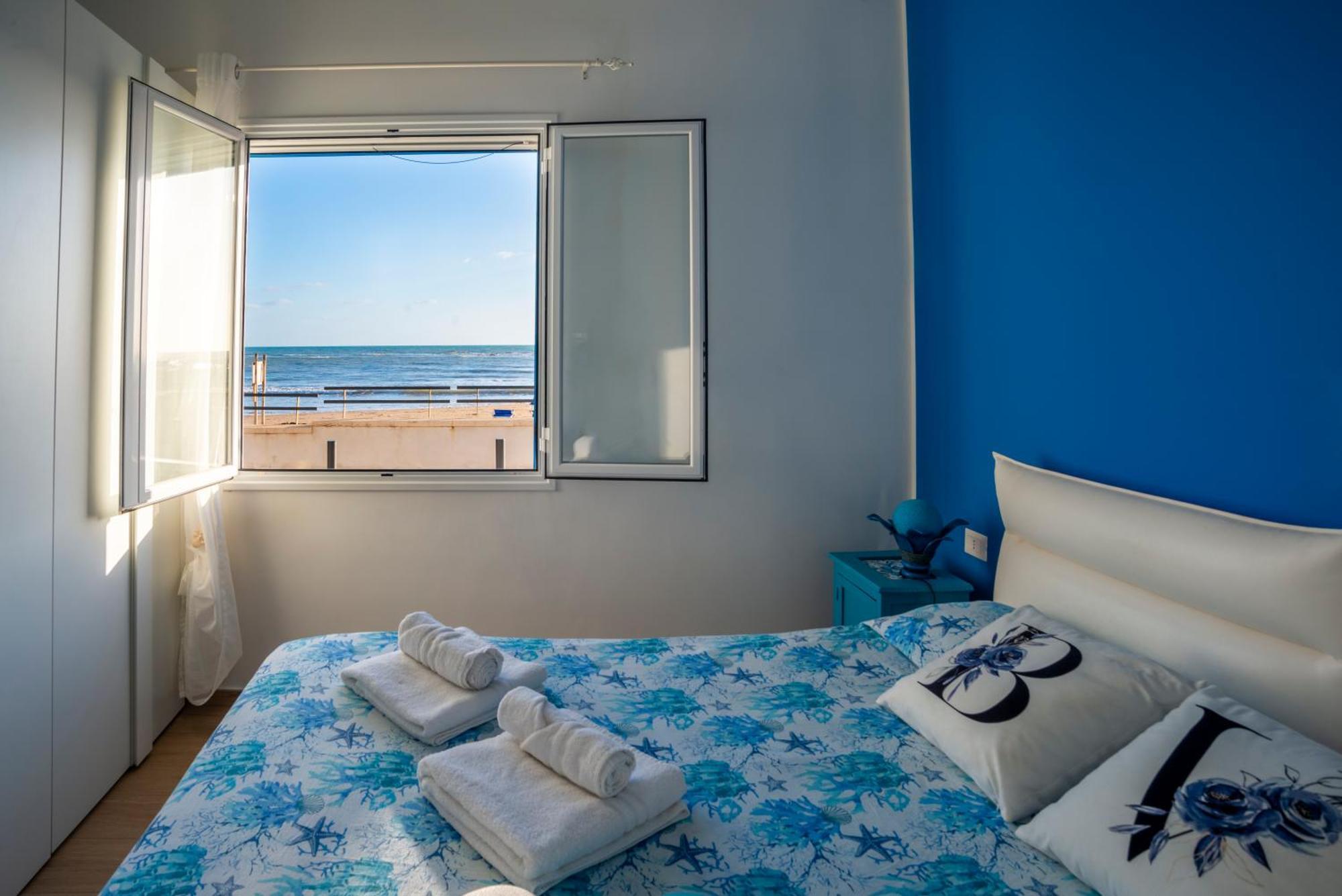 Hotel Blue Velvet Punta Secca Exteriér fotografie